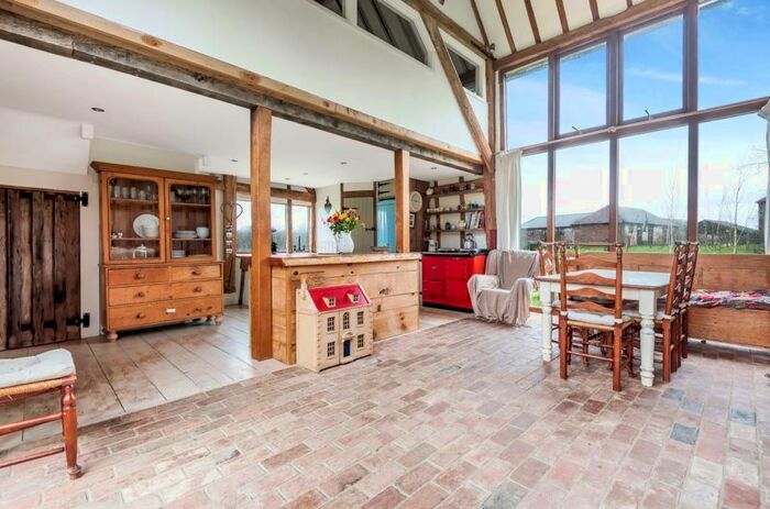 5 Bedroom Property For Sale In Horsted Pond Lane, Little Horsted, Uckfield, TN22