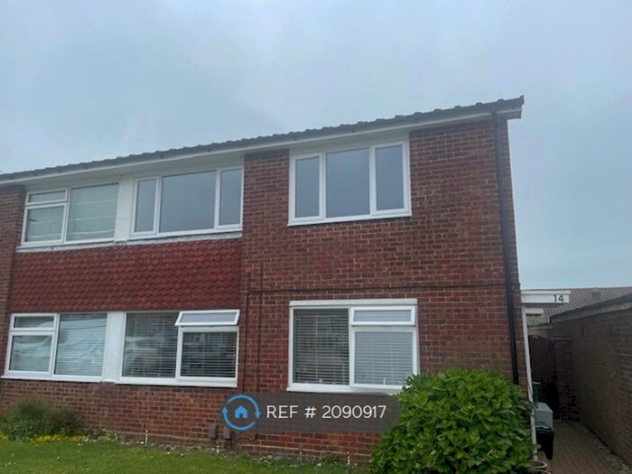 2 Bedroom Maisonette To Rent In Acer Road, Biggin Hill, Westerham, TN16