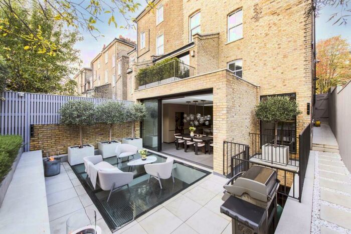 4 Bedroom House To Rent In Englefield Road, Islington, N1