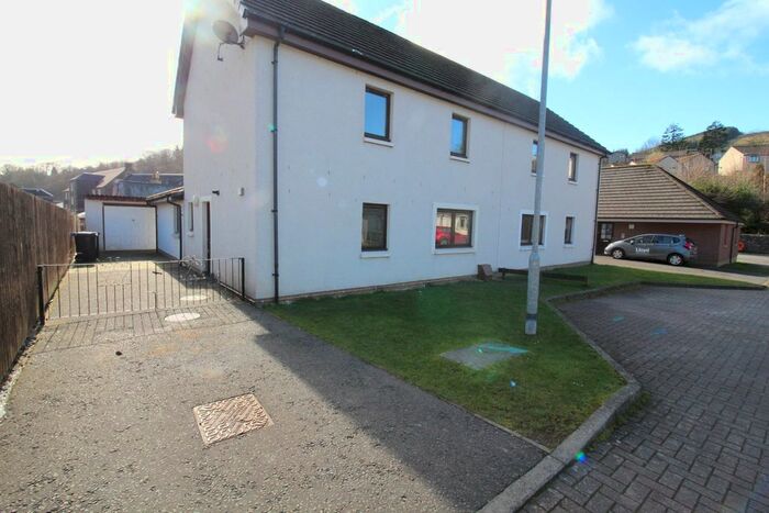 6 Bedroom Semi-Detached House To Rent In Wheatlands Road, Galashiels, TD1