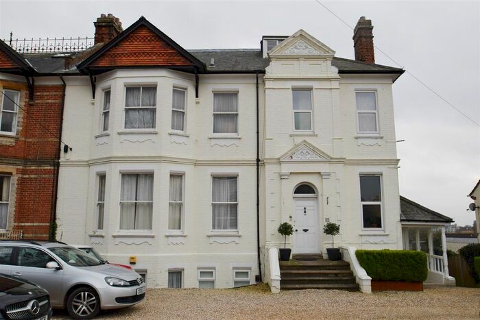1 Bedroom Flat To Rent In Henley Road, Caversham, Reading, RG4