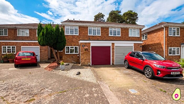 3 Bedroom Semi Detached House For Sale In Mccarthy Way, Finchampstead, Wokingham, Berkshire, RG40