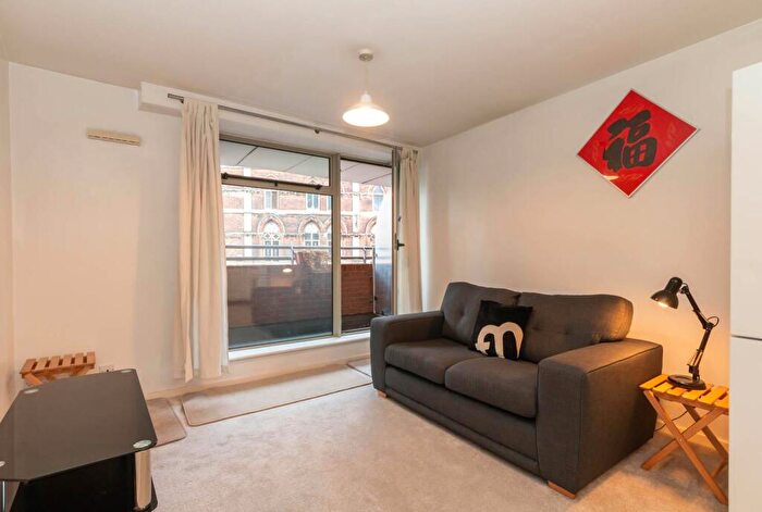 1 Bedroom Apartment To Rent In City Heights, Old Snow Hill, B4