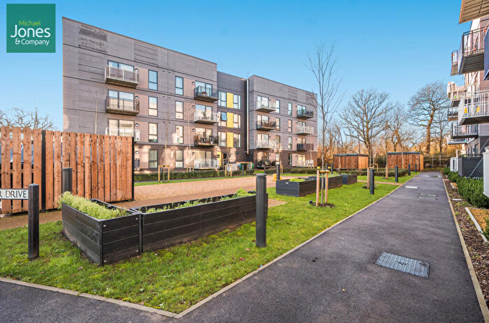 2 Bedroom Flat To Rent In Ladybower Road, Worthing, West Sussex, BN13