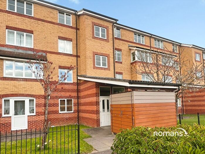 1 Bedroom Flat To Rent In Peatey Court, Princes Gate, High Wycombe, HP13