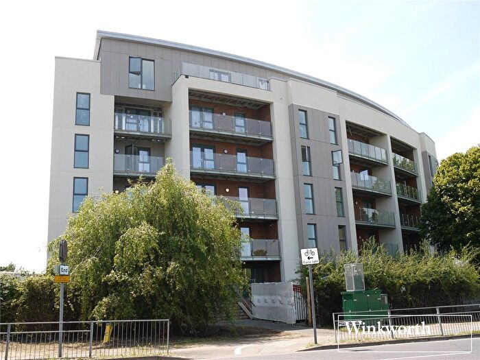 2 Bedroom Flat To Rent In Manor Way, Borehamwood, Hertfordshire, WD6