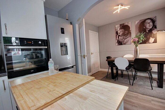 4 Bedroom Semi-Detached House For Sale In Hill Crest Drive, Beverley, HU17