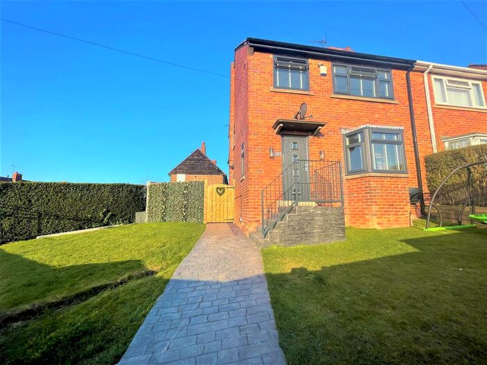 3 Bedroom Semi-Detached House For Sale In Serlby Lane, Harthill, Sheffield, S26