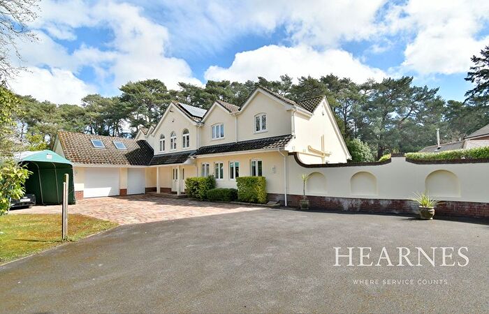 5 Bedroom Detached House For Sale In Golf Links Road, Ferndown, BH22