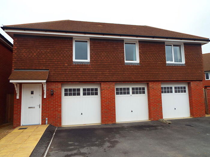 2 Bedroom Apartment To Rent In Romsey, SO51