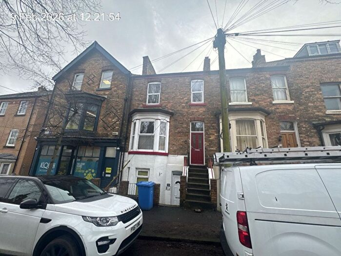 4 Bedroom Terraced House For Sale In West Bank, Scarborough, YO12