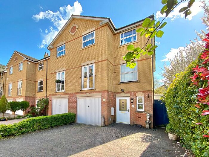 4 Bedroom Town House For Sale In Kings Mews Poole Road, Westbourne, BH4