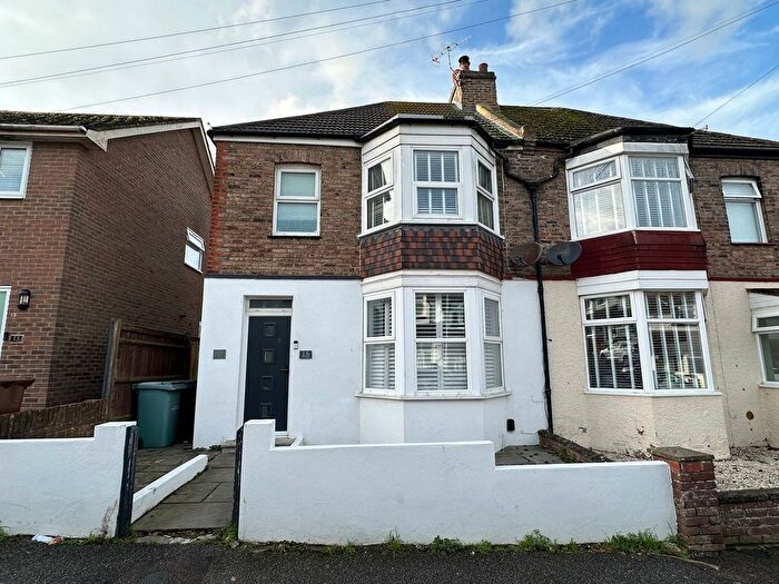 3 Bedroom Semi Detached House For Sale In Silvester Road, Bexhill-On-Sea, TN40