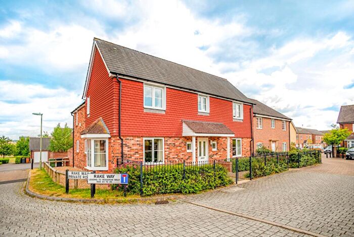 4 Bedroom Detached House To Rent In Rake Way, Augusta Park, Andover, SP11