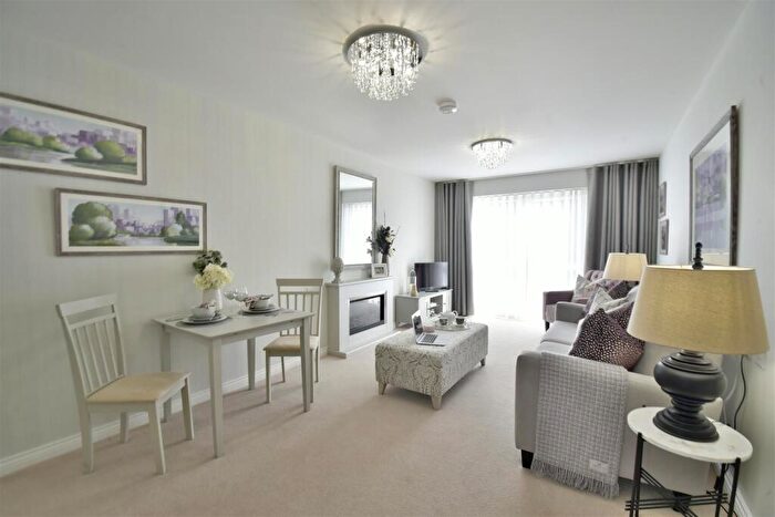 1 Bedroom Retirement Property To Rent In Bower Lodge, Shirley, Solihull, West Midlands, B90