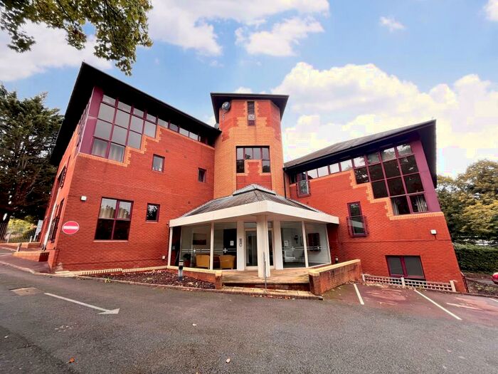 2 Bedroom Apartment To Rent In Fareham Point, Fareham, PO16