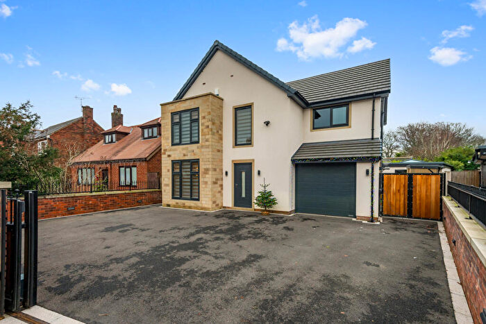 4 Bedroom Detached House For Sale In Priory Lane, Preston, PR1