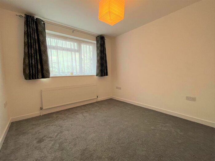 1 Bedroom Maisonette To Rent In Nellgrove Road, Hillingdon, Uxbridge, UB10