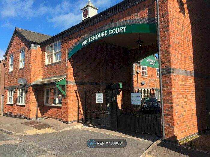 1 Bedroom Flat To Rent In Broad Street, Cannock, WS11