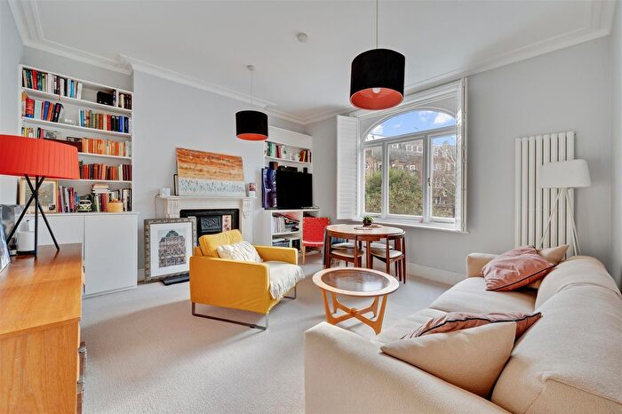2 Bedroom Flat For Sale In Widley Road, London, W9