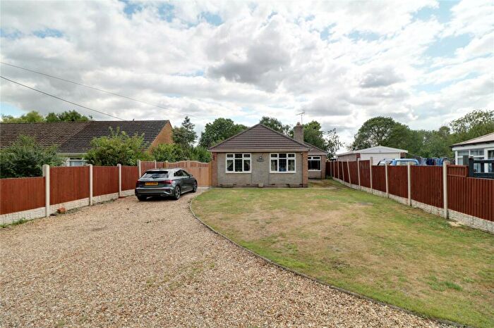 3 Bedroom Bungalow For Sale In Brook Lane, Scawby Brook, Brigg, Lincolnshire, DN20