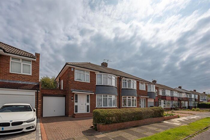 3 Bedroom Semi Detached House For Sale In Montagu Avenue, Gosforth, Newcastle Upon Tyne, NE3