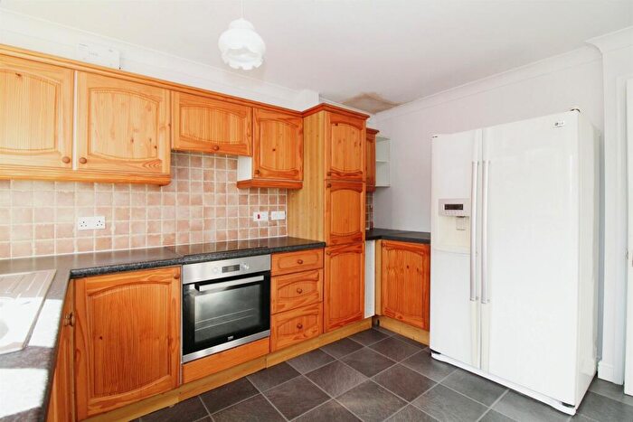 3 Bedroom Terraced House For Sale In Ringer Way, Clowne, Chesterfield, S43