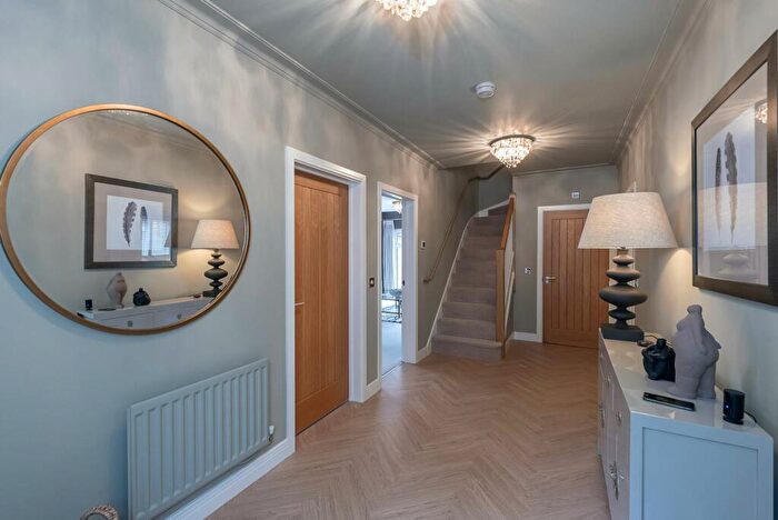 4 Bedroom Detached House For Sale In Chapel Drive, Aston Clinton, HP22