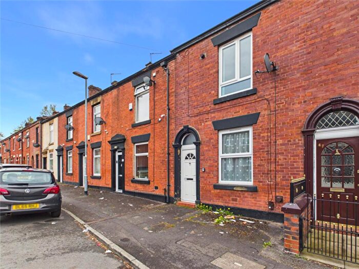 2 Bedroom Terraced House For Sale In Lincoln Street, Oldham, Greater Manchester, OL9