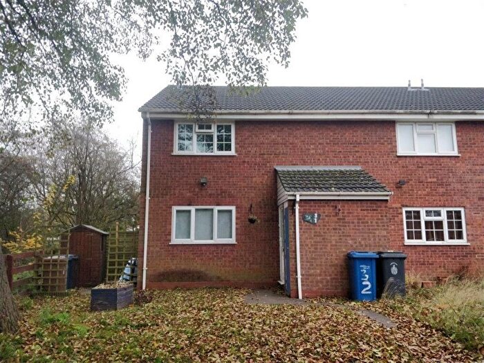 1 Bedroom Maisonette To Rent In Maybank Close, Lichfield, WS14