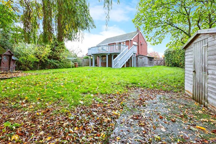 4 Bedroom Detached House For Sale In Denis Road, Burbage, Hinckley, LE10