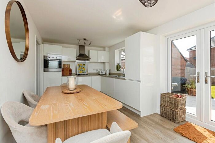 3 Bedroom Detached House For Sale In Palmer Avenue, Bottesford, Nottinghamshire, NG13