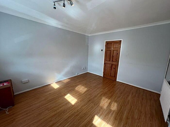 1 Bedroom Flat To Rent In Chelford Grove, Bristol, BS34