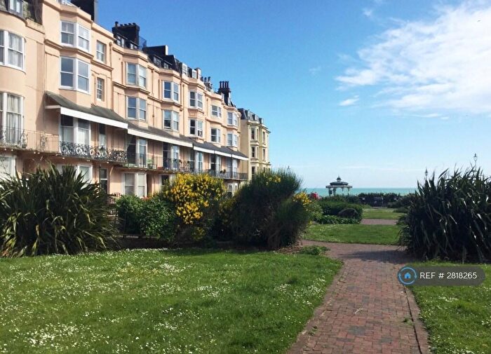 1 Bedroom Flat To Rent In Bedford Square, Brighton, BN1