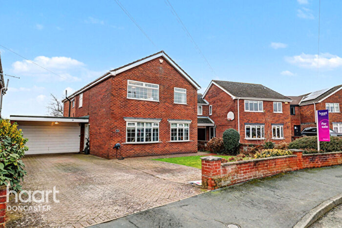 5 Bedroom Detached House For Sale In Elm Drive, Finningley, Doncaster, DN9