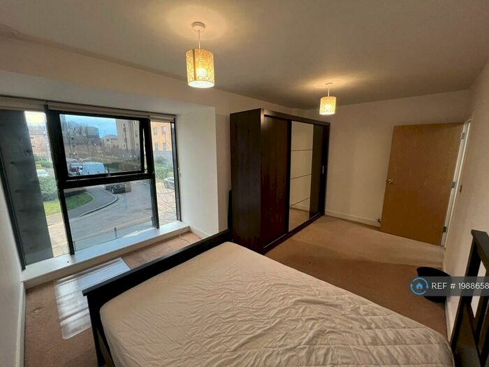 2 Bedroom Flat To Rent In William Guy Gardens, London, E3