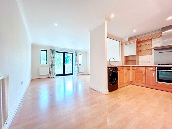 2 Bedroom Apartment To Rent In A St Georges Road, Cheltenham, GL50