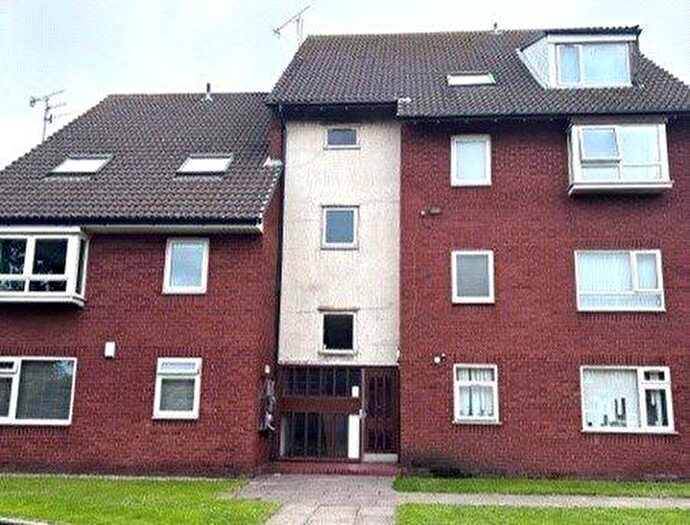 1 Bedroom Apartment To Rent In Clairville Close, Bootle, Merseyside, L20