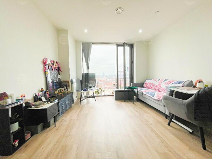 2 Bedroom Apartment For Sale In Oxygen Tower, Store Street, Manchester, Greater Manchester, M1
