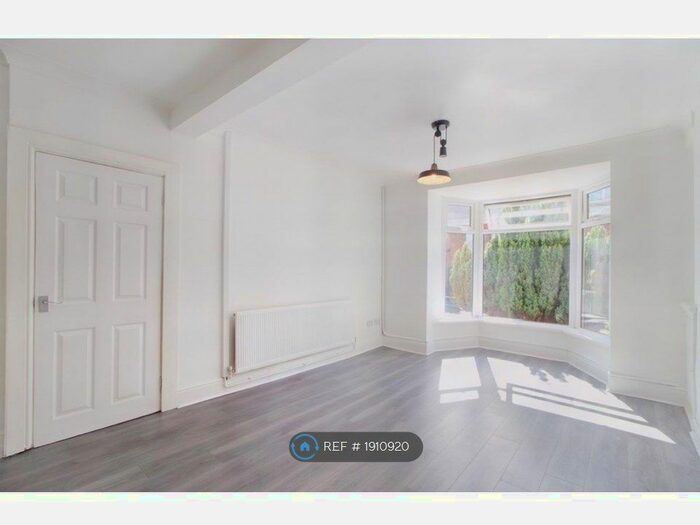 3 Bedroom End Of Terrace House To Rent In Bedwellty Road, Aberbargoed, Bargoed, CF81