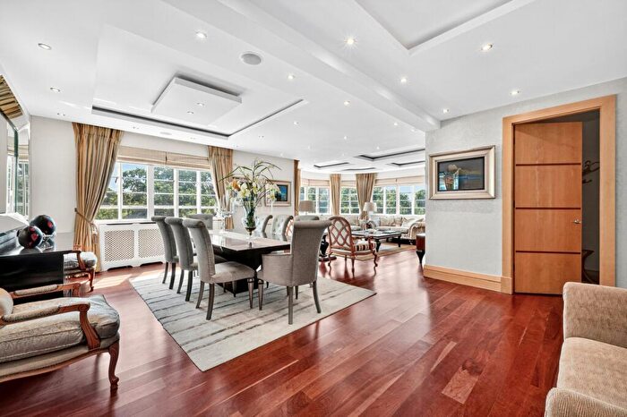 4 Bedroom Apartment To Rent In Stockleigh Hall, Prince Albert Road, St Johns Wood, NW8