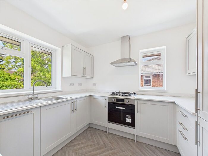 2 Bedroom Maisonette To Rent In Sidcup, Kent, Sa, DA14