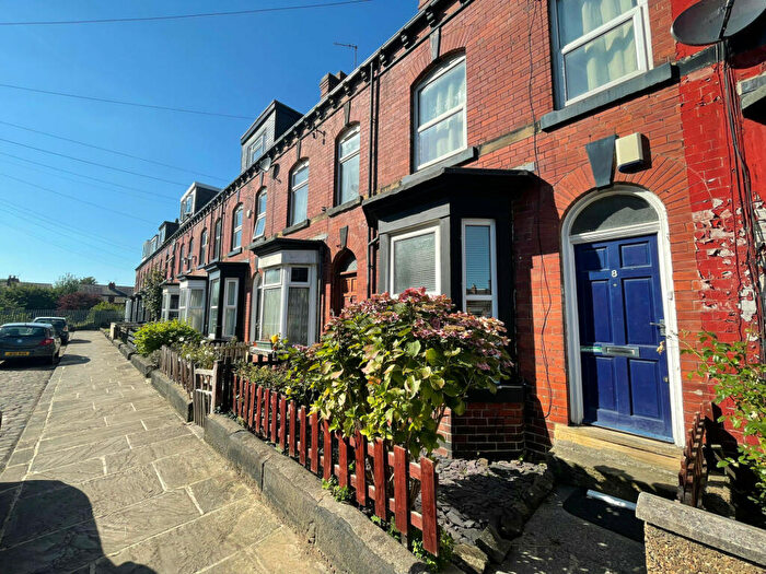 4 Bedroom Terraced House To Rent In Ashville Grove, Leeds, West Yorkshire, LS6