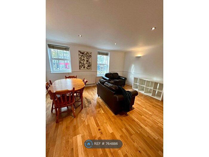 3 Bedroom Terraced House To Rent In London, London, SE15