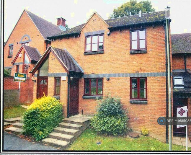 2 Bedroom Flat To Rent In Green Ridges, Headington, Oxford, OX3