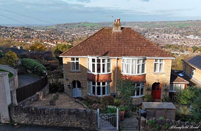 3 Bedroom Semi Detached House For Sale In Bloomfield Road, Bloomfield, Bath, BA2