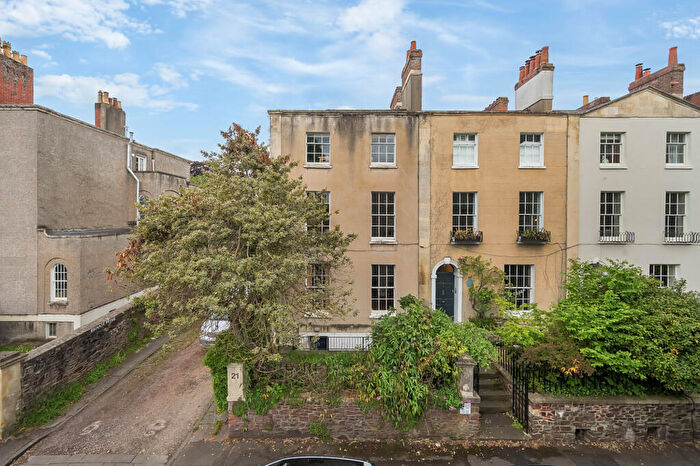 5 Bedroom End Of Terrace House For Sale In Gordon Road, Bristol, BS8