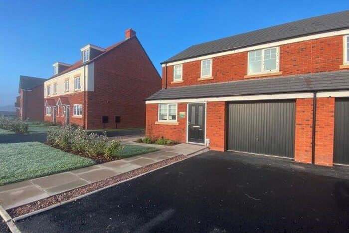 3 Bedroom Property To Rent In Baker Way, Lichfield, WS14