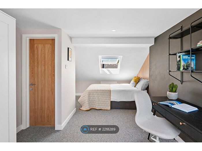 5 Bedroom Terraced House To Rent In Baker Street, Exeter, EX2