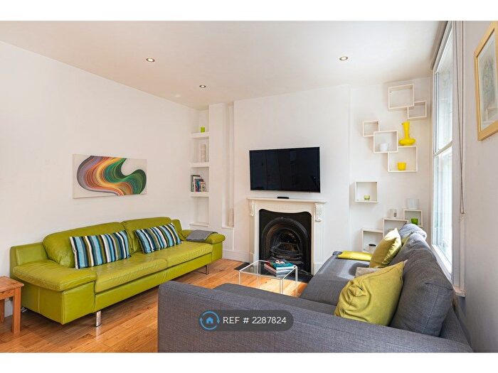 2 Bedroom Flat To Rent In Landor Road, London, SW9